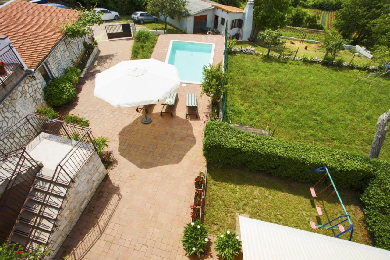 Holiday Home Elvis, Village Kujici Hreljići 外观 照片
