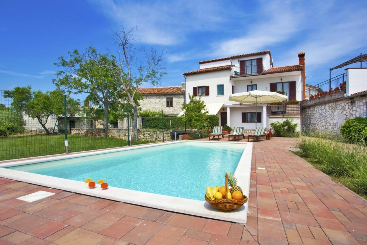 Holiday Home Elvis, Village Kujici Hreljići 外观 照片