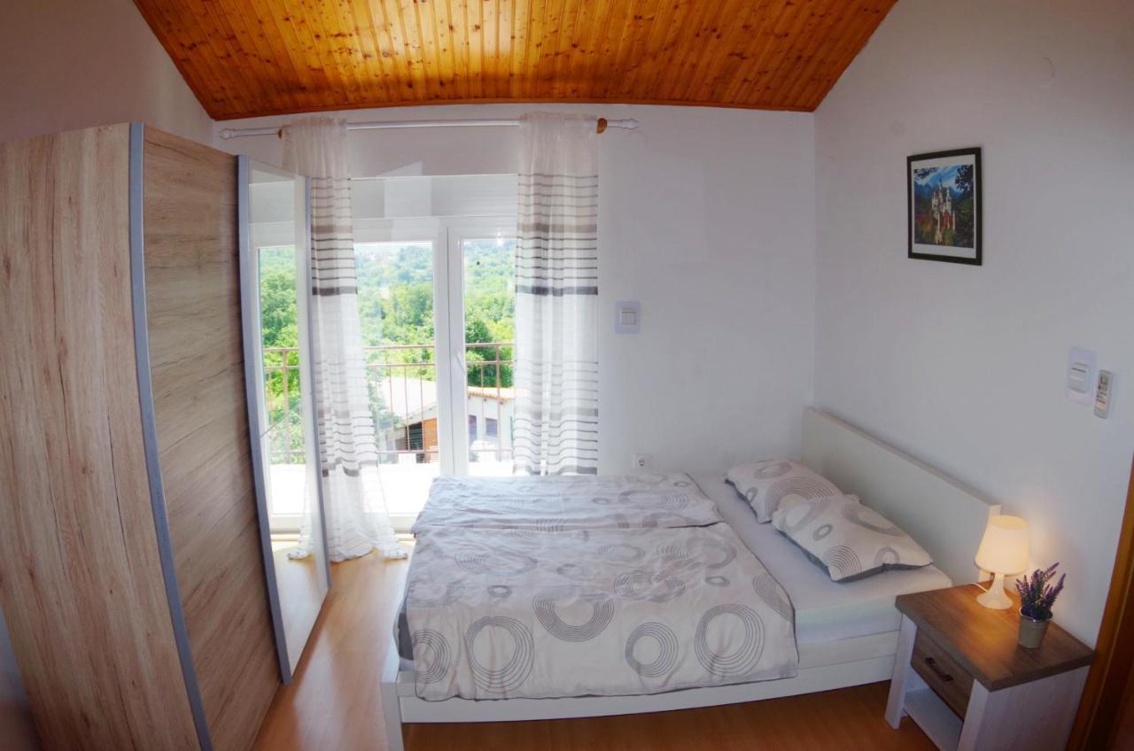 Holiday Home Elvis, Village Kujici Hreljići 外观 照片