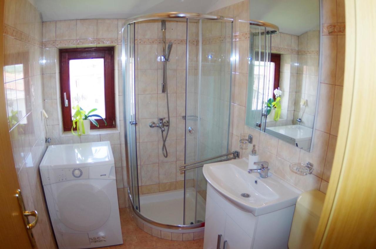 Holiday Home Elvis, Village Kujici Hreljići 外观 照片